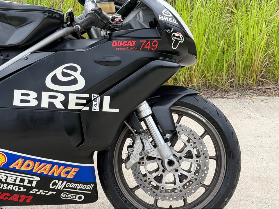 2005 Ducati 749 Dark